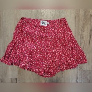 Princess Polly Red Floral Mini Skort Women's Size 4 Flowy Girly Cutesy